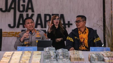 Police Question Tan Kian as Witness After Raids at 12 Locations